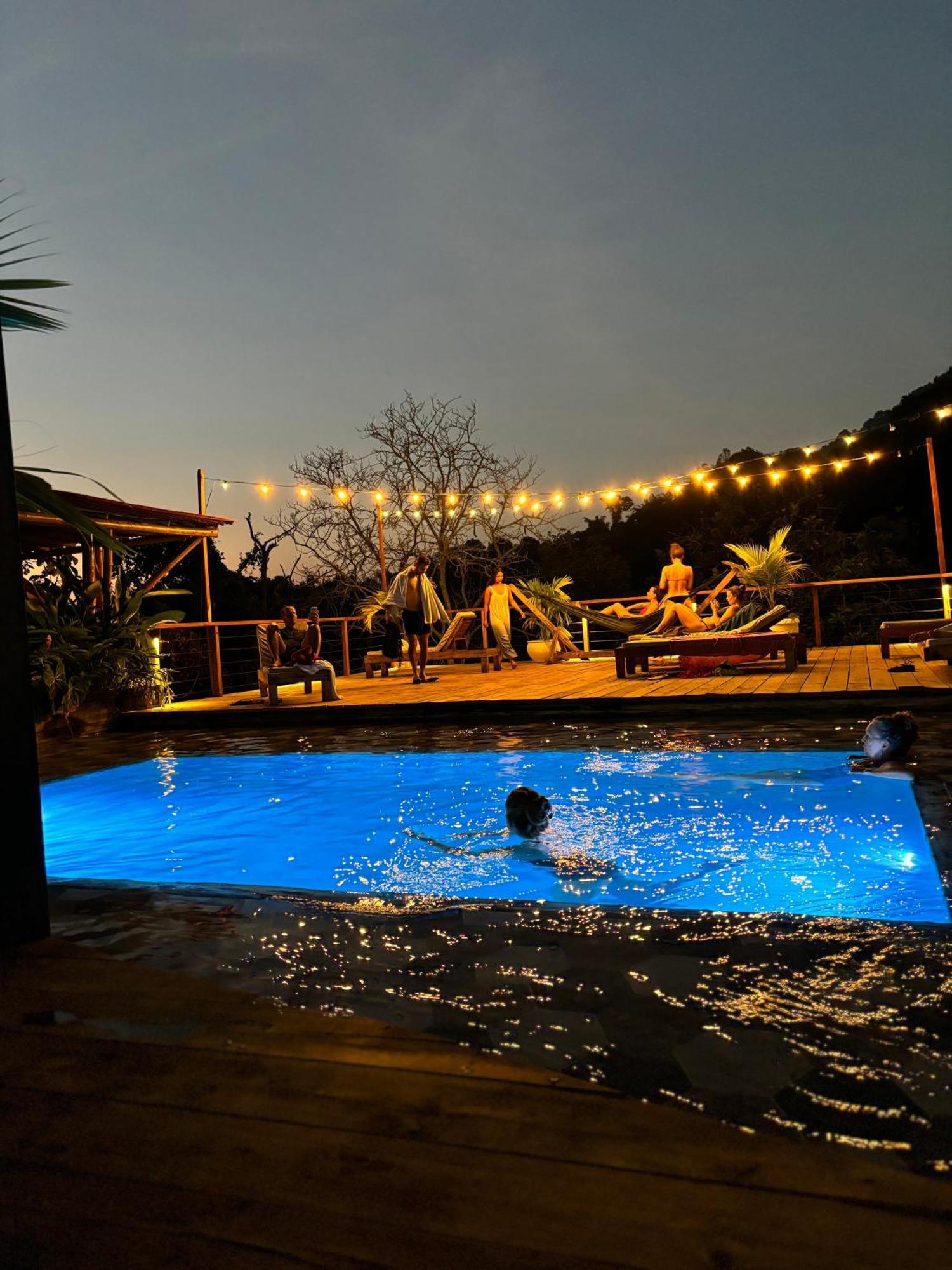 La Veranda Hotel & Restaurant Минка Экстерьер фото